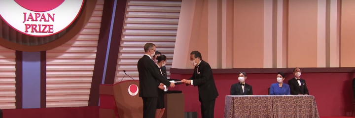 OIST Adjunct Professor, Svante Pääbo, receives the Japan Prize