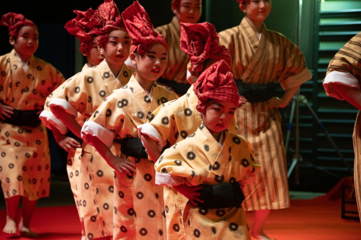  “Kurushima Kuduchi” - Children express their life in Kuroshima through song and dance.