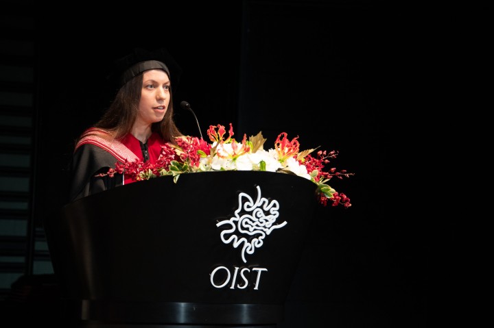 Dr. Anzhelika Koldaeva gave the graduating student speech