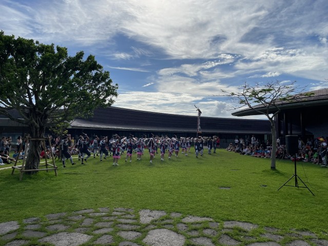 Eisa at OIST courtyard