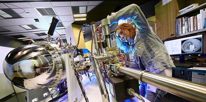 FSU Laboratories microscopy lab Top Image