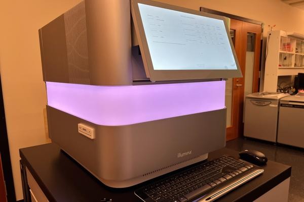 NextSeq1000