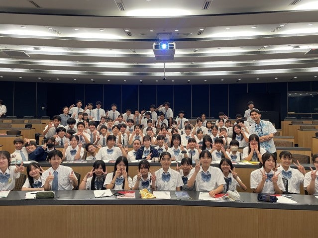 Nago High School Visited OIST