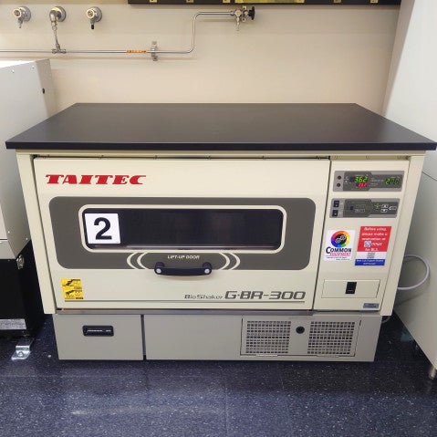 TAITEC GBR-300 incubator shaker