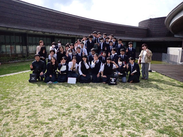 Okinawa Shogaku Junior High School 