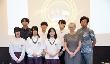 OIST encouraged students from Chubu Agricultural High School in Okinawa