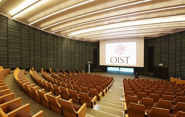 Auditorium (493 seats)