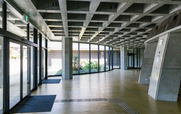Auditorium - Lobby