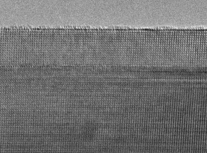 High resolution image of the surface of a crystal
